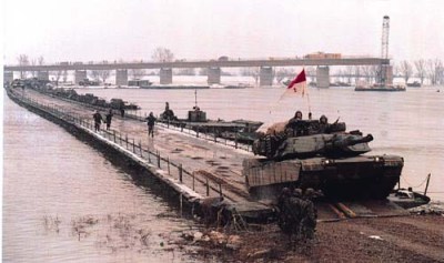 Tanks crossing Sava